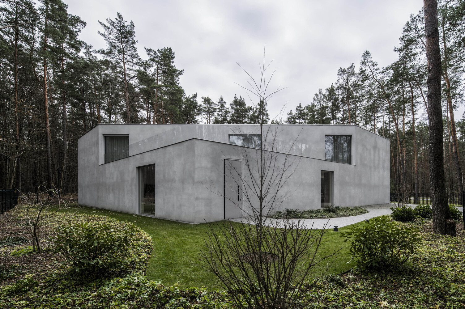 trim-house-robert-konieczny-plus-kwk-promes_4
